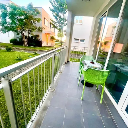 Beachfront Flat Apartamento Tale